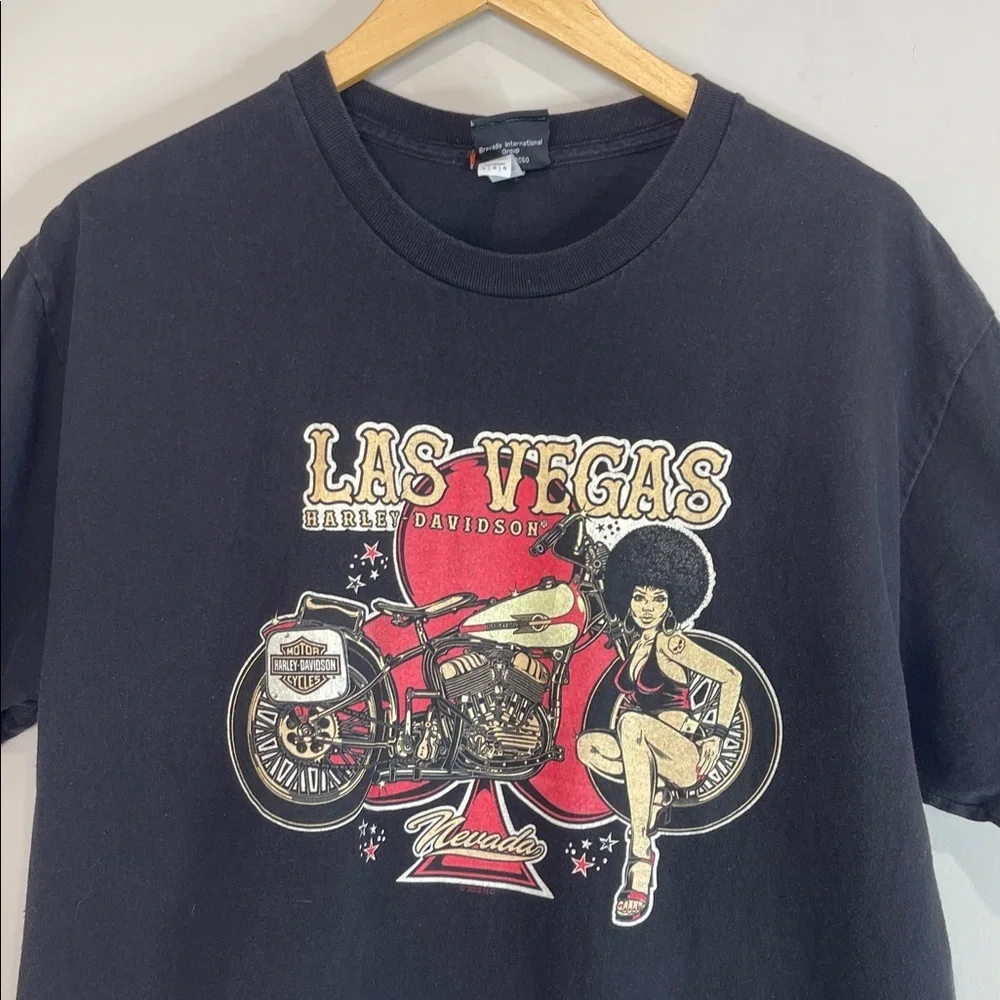 Harley Davidson Men’s Las Vegas Pinup Style Graphic T-Shirt Black Front Back L - Picture 4 of 11